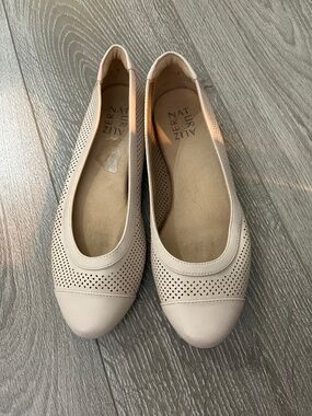 Naturalizer shoes
